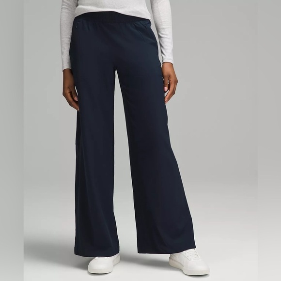 Lululemon Swift Midrise Wide Leg Pant Navy - Picture 6 of 6